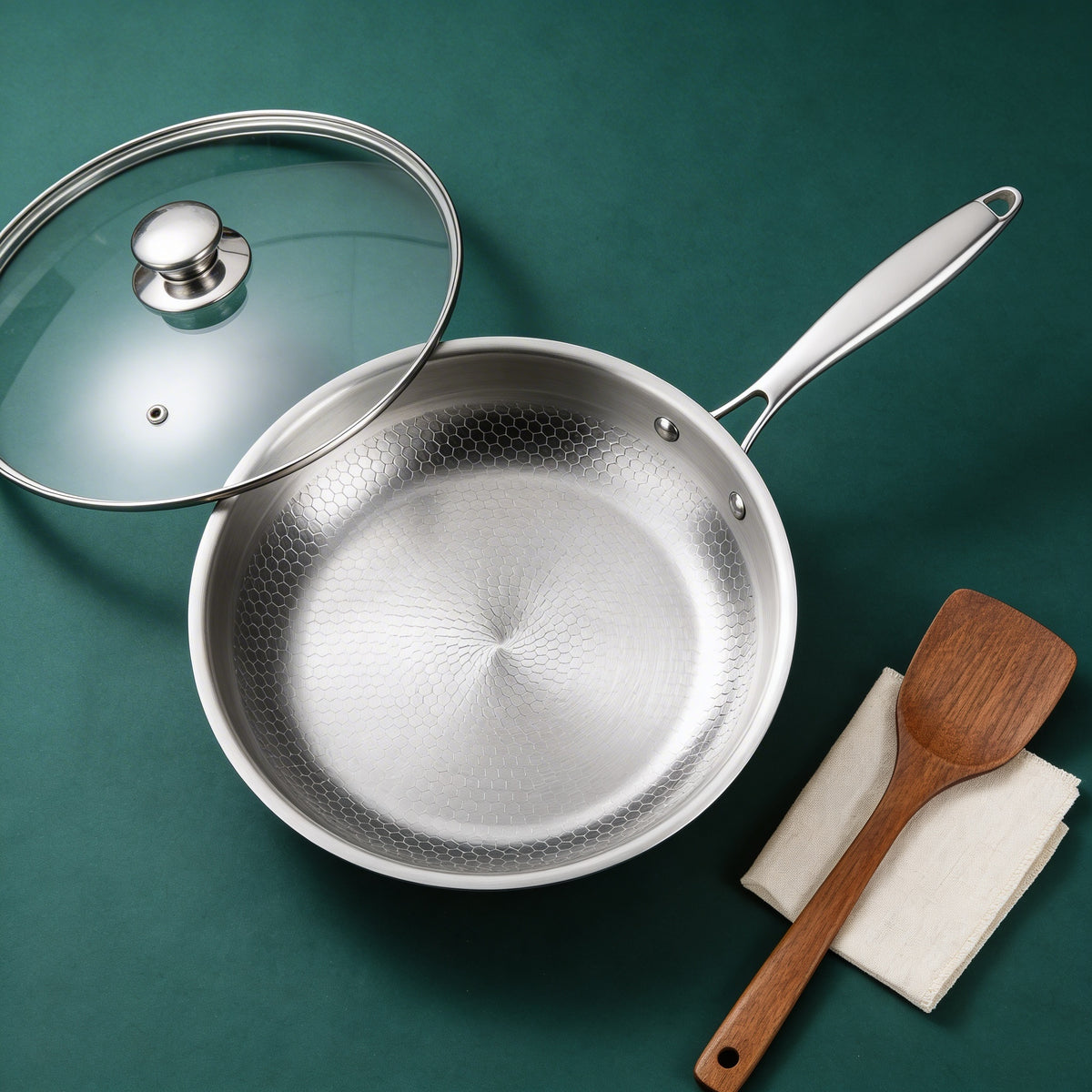 Kakiya titanium pan set – PFAS-free cookware collection