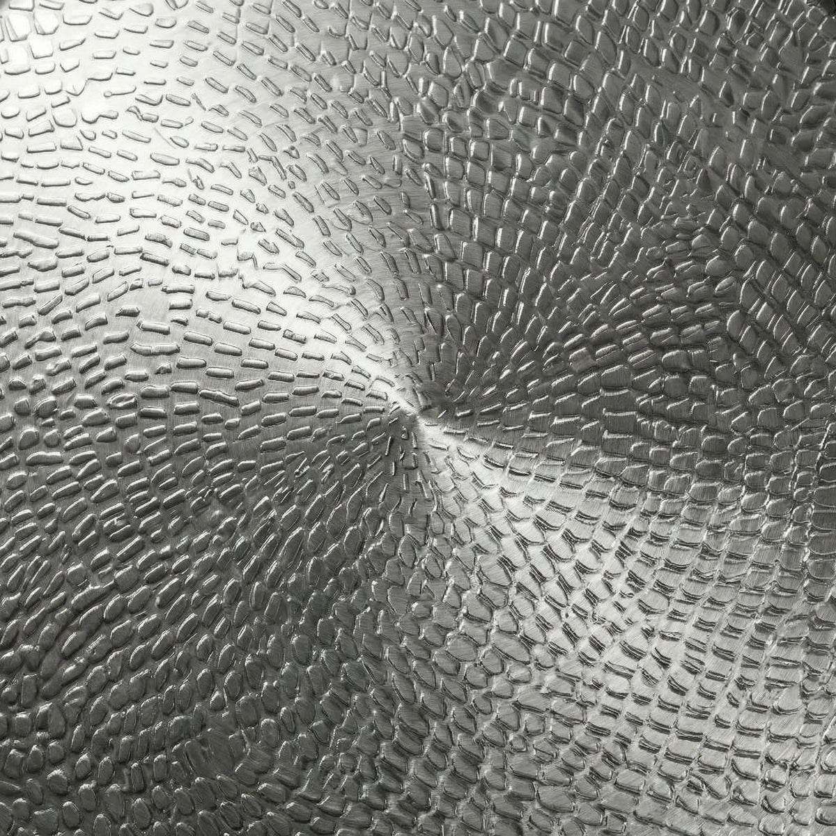 Hand-Hammered Titanium Crêpe Pan 11"